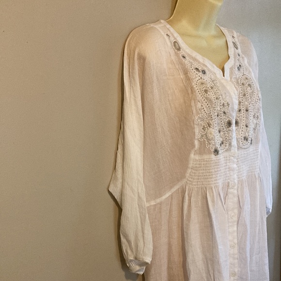 Free People Embroidered Top/Blouse. - Picture 3 of 9